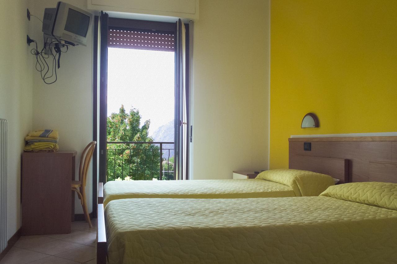 Albergo Ristorante Innocenti Ardenno 외부 사진