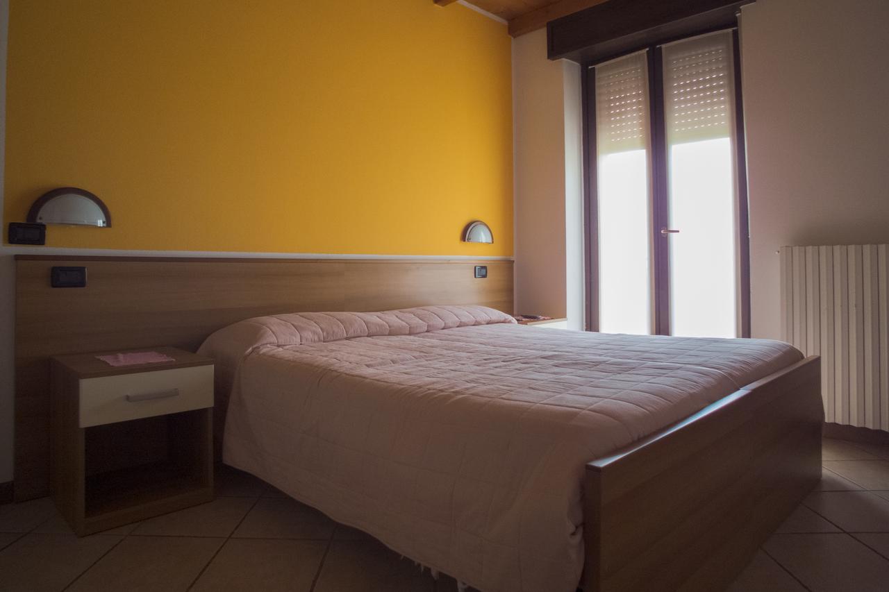 Albergo Ristorante Innocenti Ardenno 외부 사진