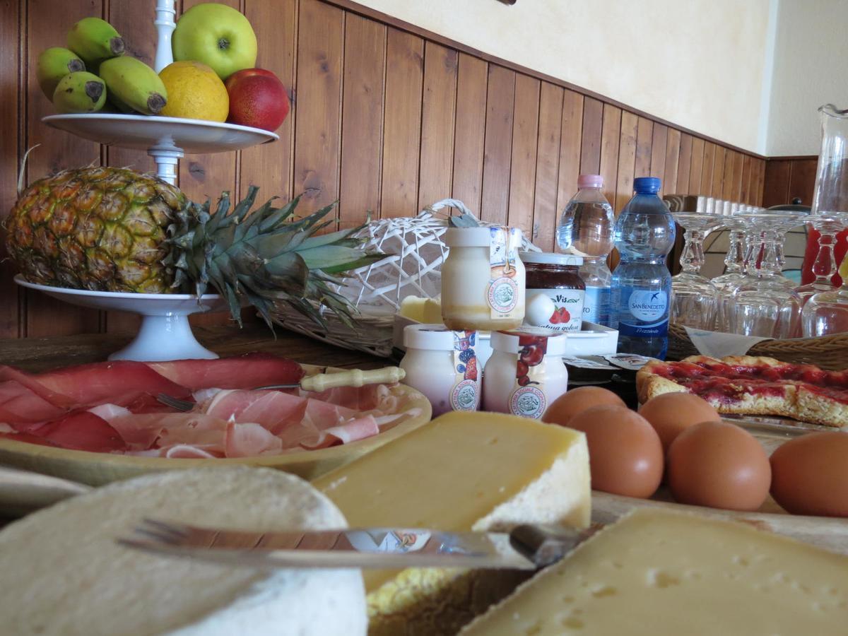 Albergo Ristorante Innocenti Ardenno 외부 사진